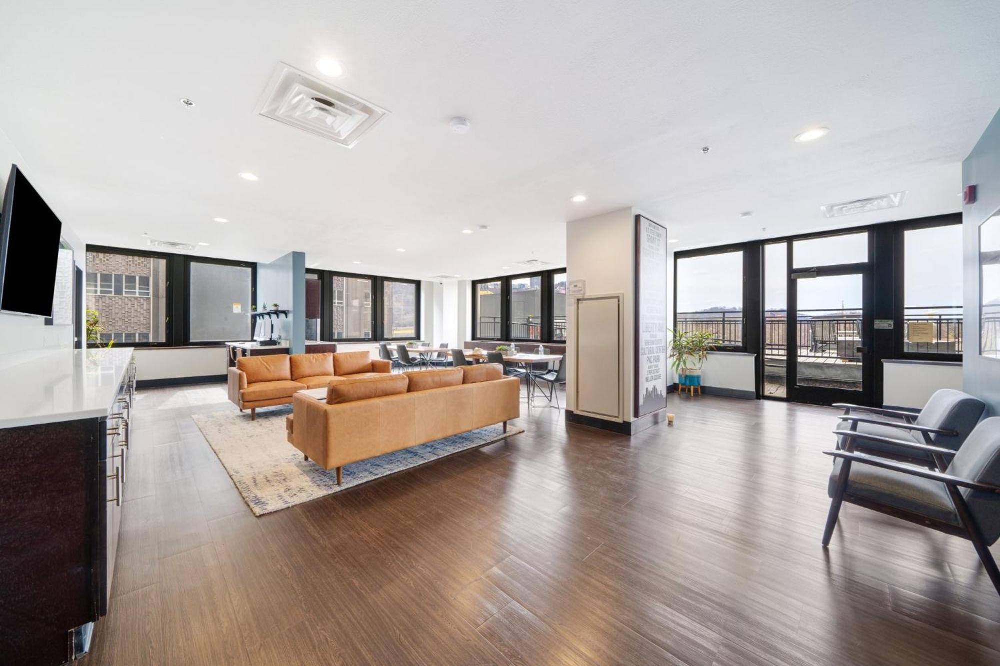 Apartmán Vibrant Luxury Prime Location 24-7 Onsite Parking Gym Lounge Pittsburgh Exteriér fotografie